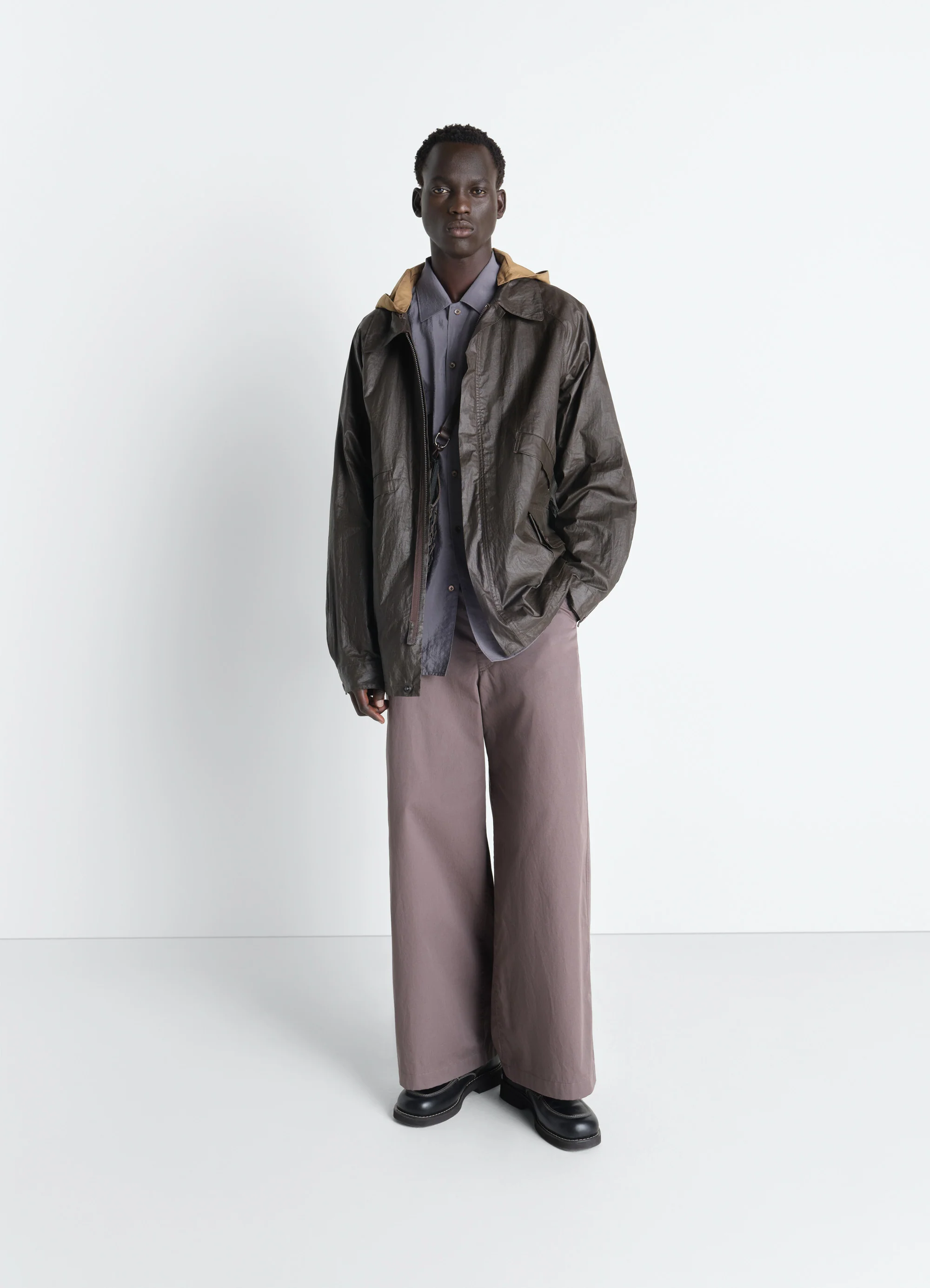 STRAIGHT FIT PANTS IN LIGHT COTTON TWILL